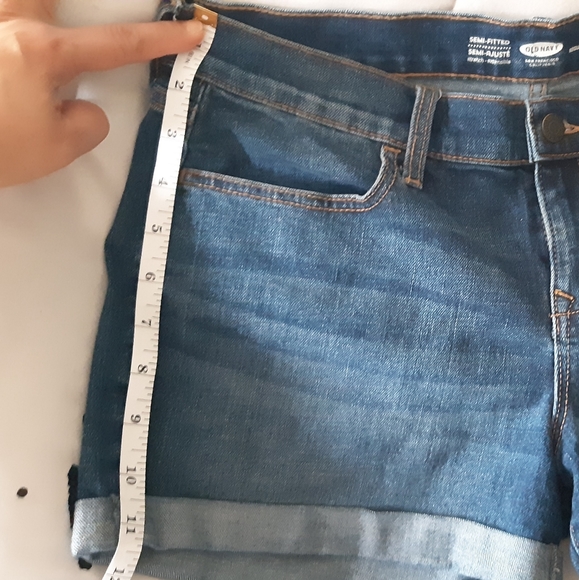 Short jeans Old Navy semi-fitted size 4 - Picture 4 of 8